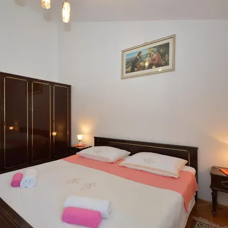 House Orhideja Pensiune Mali Lošinj