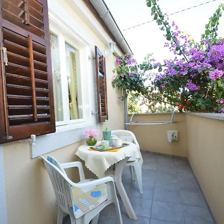 House Orhideja