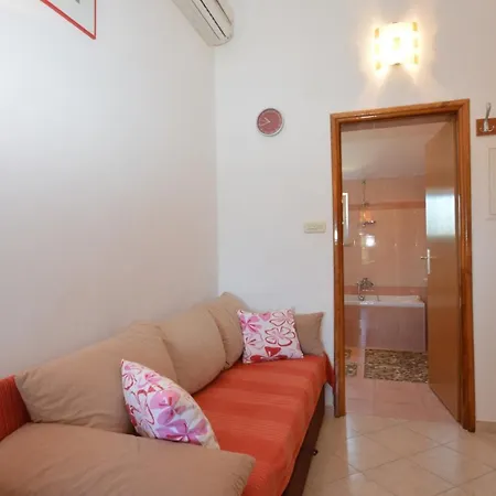 House Orhideja Pensionat Mali Lošinj