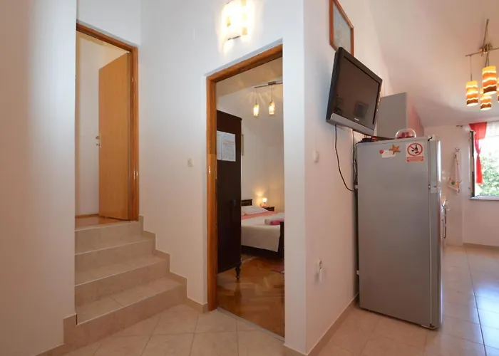 House Orhideja Maison d'hôtes