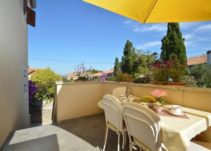 House Orhideja Maison d'hôtes 3*